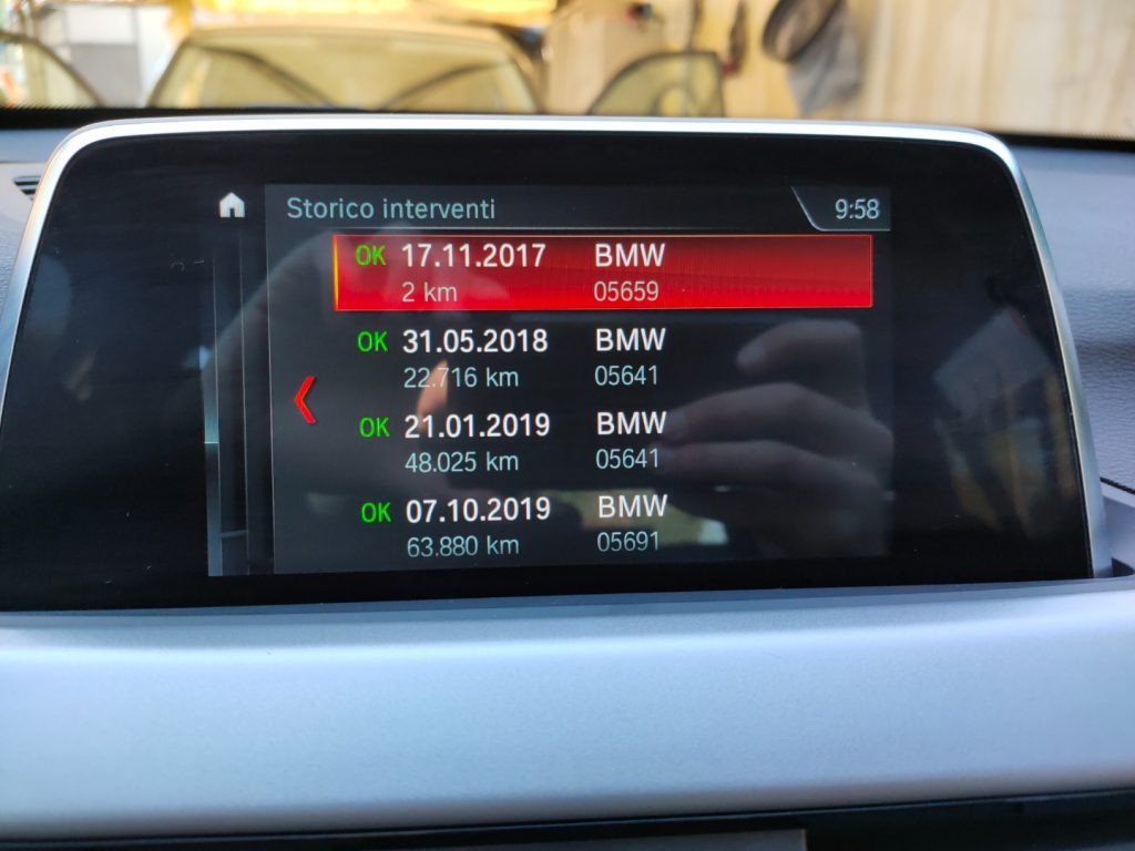 BMW X1 S Drive 16d Business Sport Navi Park Assist - 16