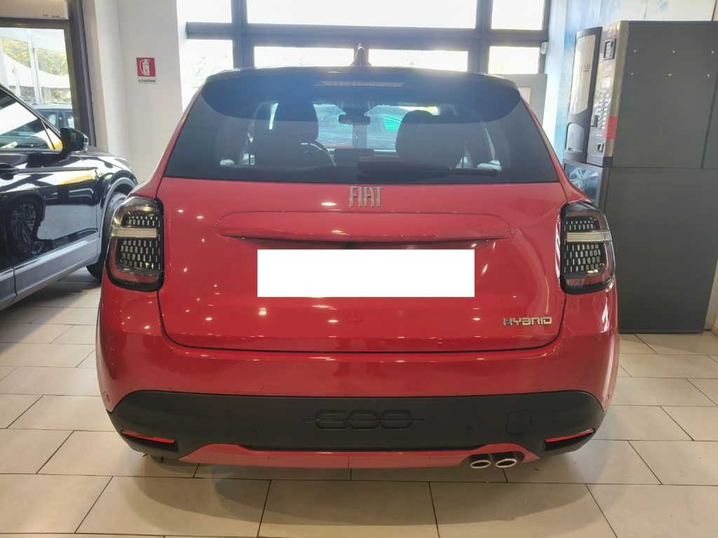 FIAT 600 Hybrid 136 CV Cambio Aut. DCT MHEV Aziendale - 5