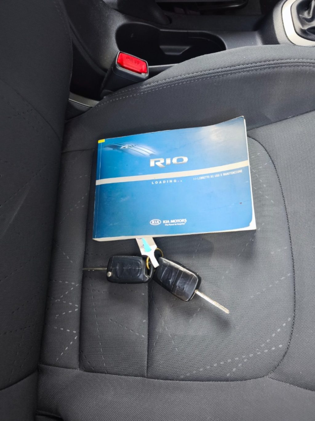 KIA Rio 1.4 CRDI 5 Porte Active Neopatentati - 13