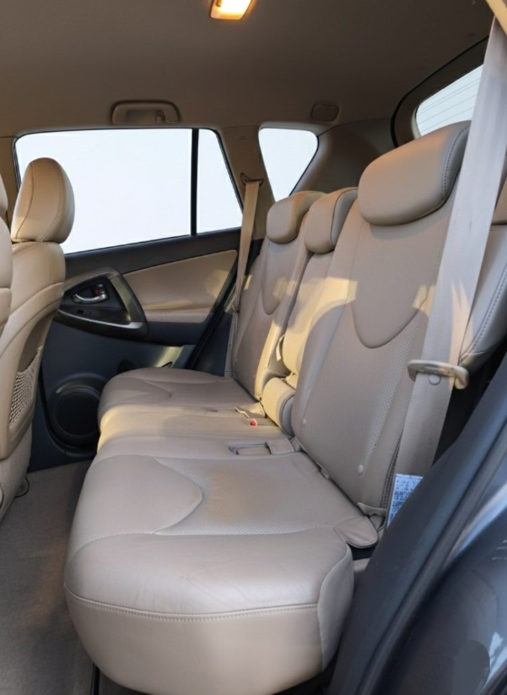 TOYOTA RAV 4 MY23 2.2 D-Cat A/T 150 CV Luxury Automatic Pelle - 14