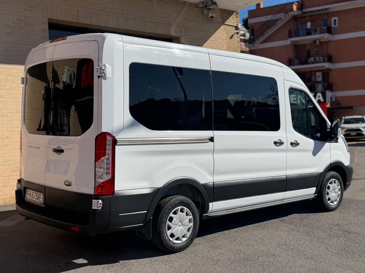 FORD Transit 310 2.0TDCi EcoBlue 130CV L2 H2 Combi Trend - 7