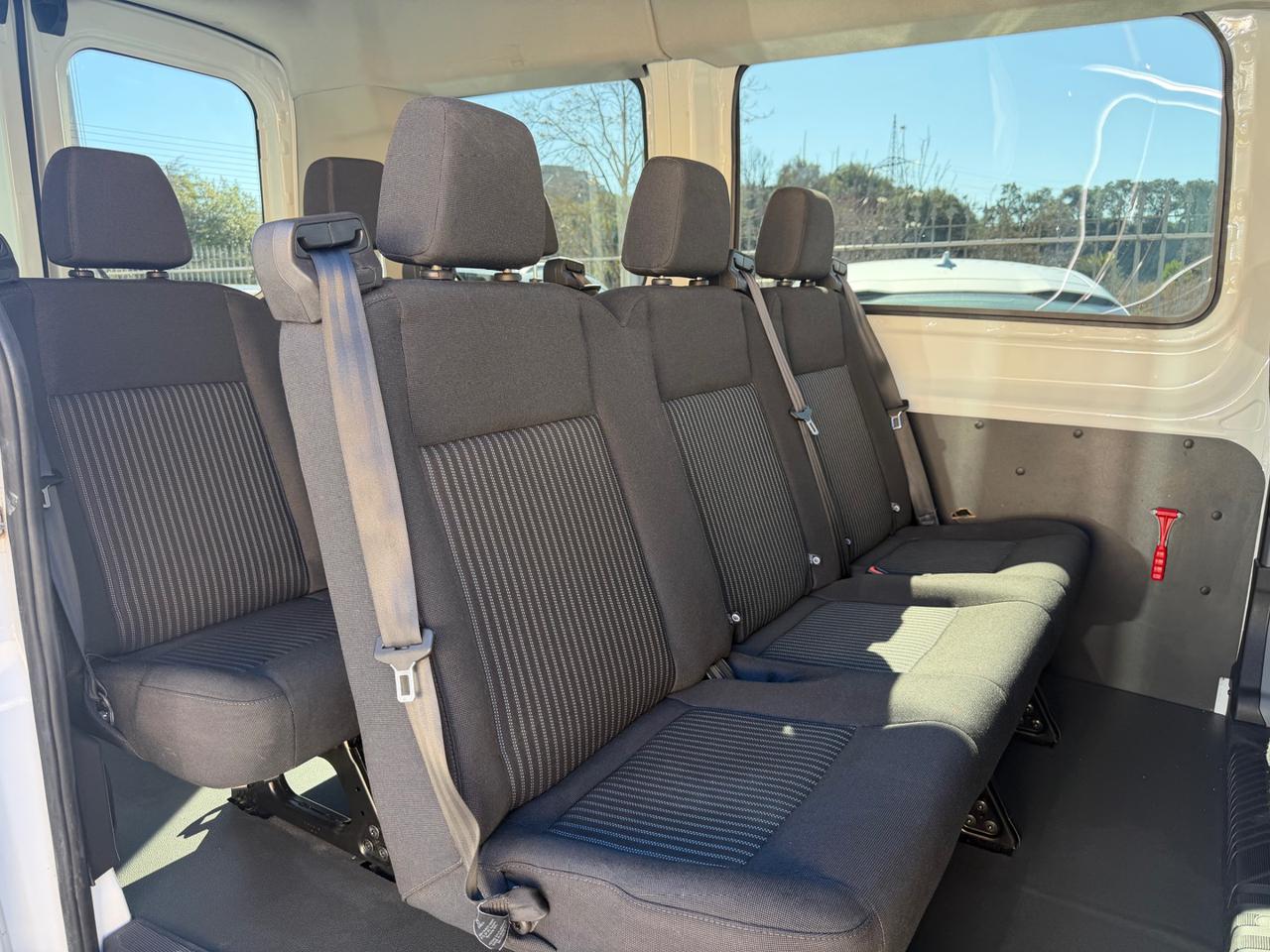 FORD Transit 310 2.0TDCi EcoBlue 130CV L2 H2 Combi Trend - 10