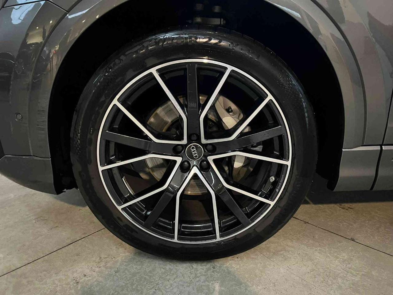 AUDI Q8 SUV 50 TDI 286 CV quattro tiptronic S line edition - 2