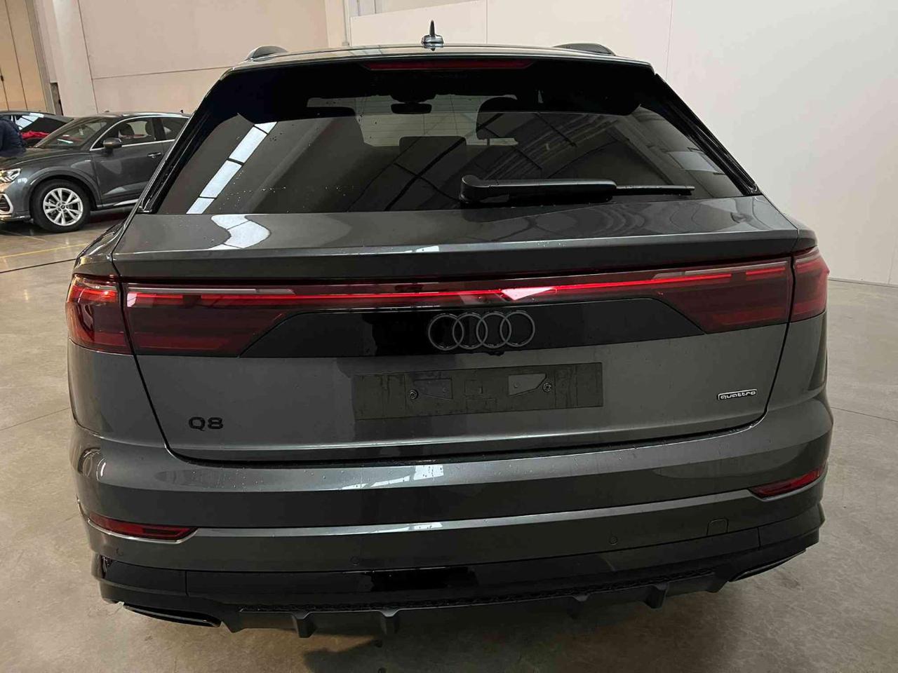 AUDI Q8 SUV 50 TDI 286 CV quattro tiptronic S line edition - 4