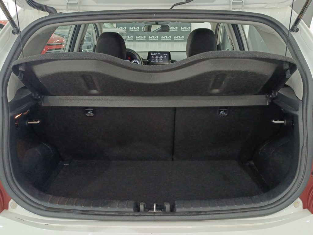 KIA Picanto 1.0 12V 5 porte Style - 12