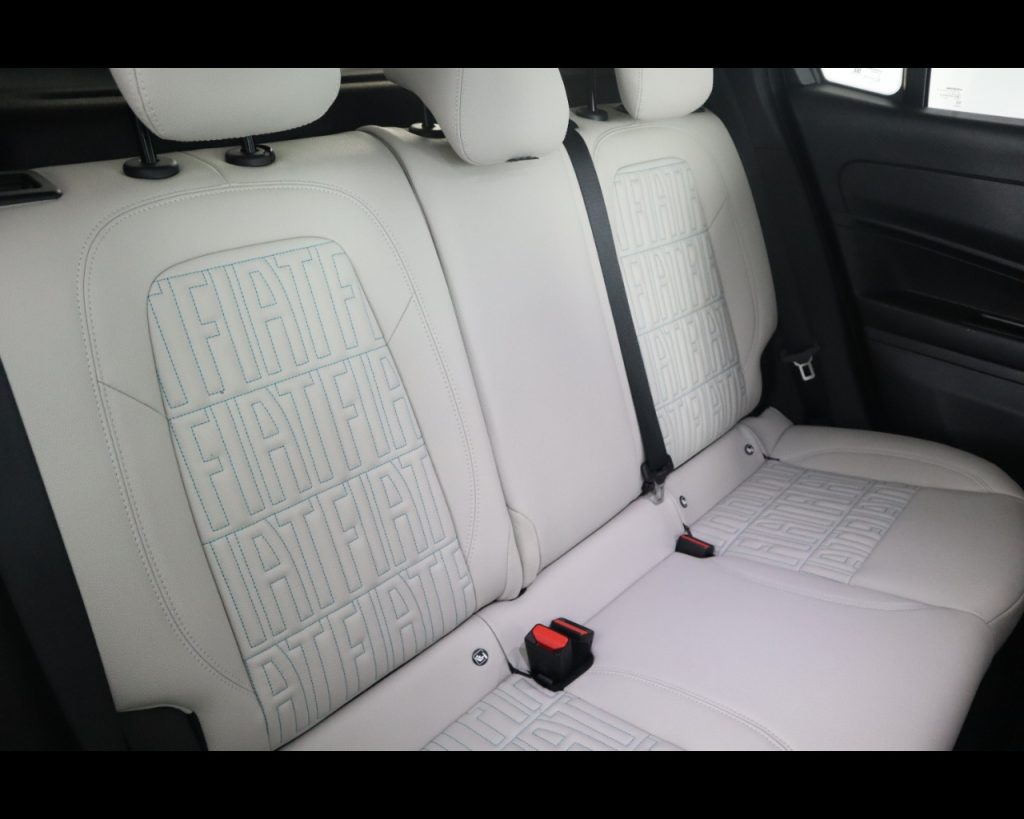 FIAT 600 IV 2023 -  1.2 hybrid La Prima 110cv auto - 18