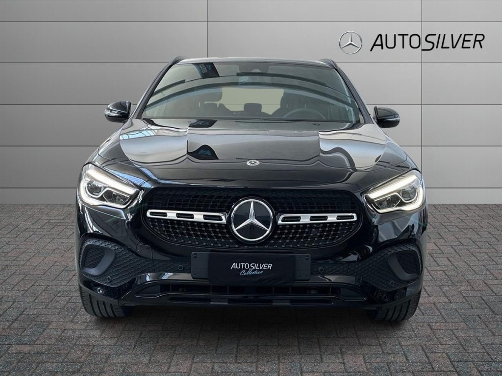 MERCEDES-BENZ GLA 180 Automatic Sport Plus - 3