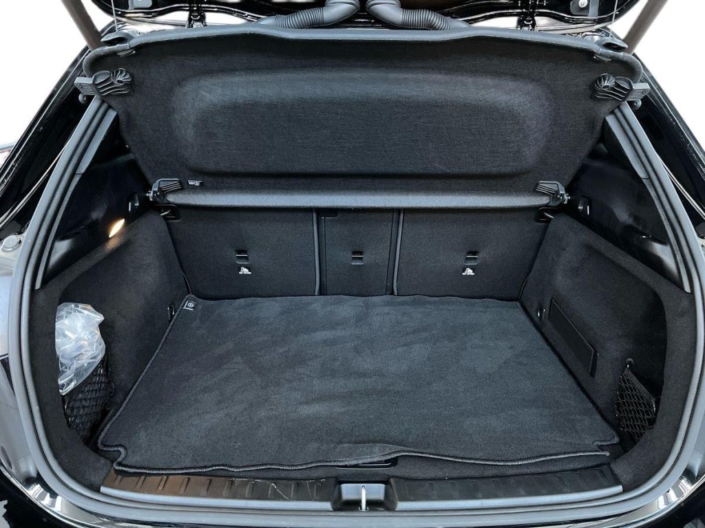 MERCEDES-BENZ GLA 180 Automatic Sport Plus - 13