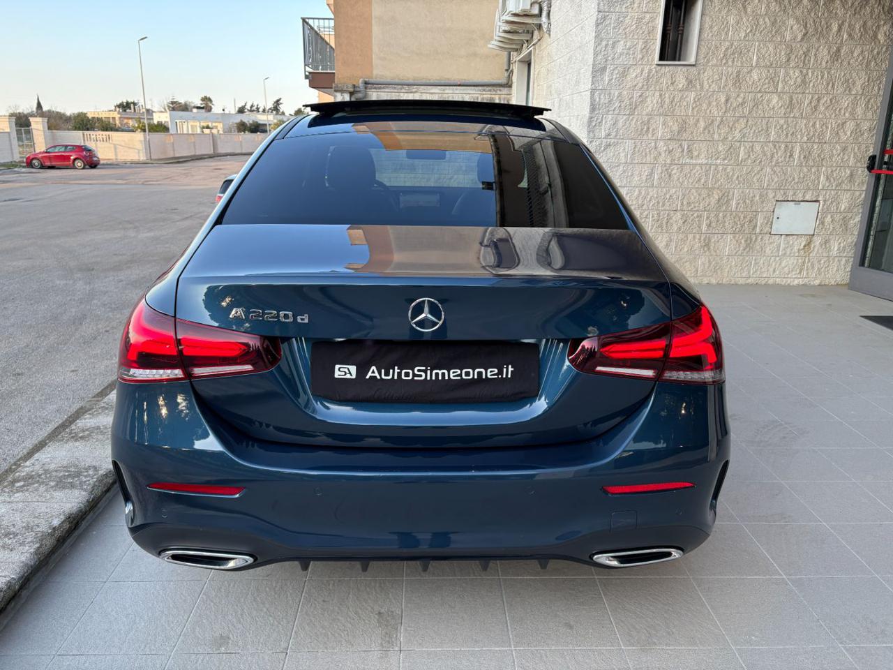 MERCEDES-BENZ A 220 d Automatic Premium Sedan TETTO-PACK NIGHT - 6