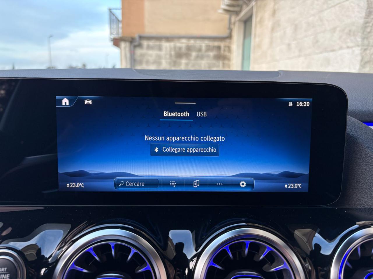 MERCEDES-BENZ B 180 d Automatic AMG Line Premium Pack Night - 46