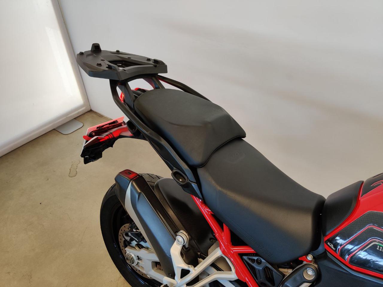 DUCATI Multistrada 1100 V4 RED - 9