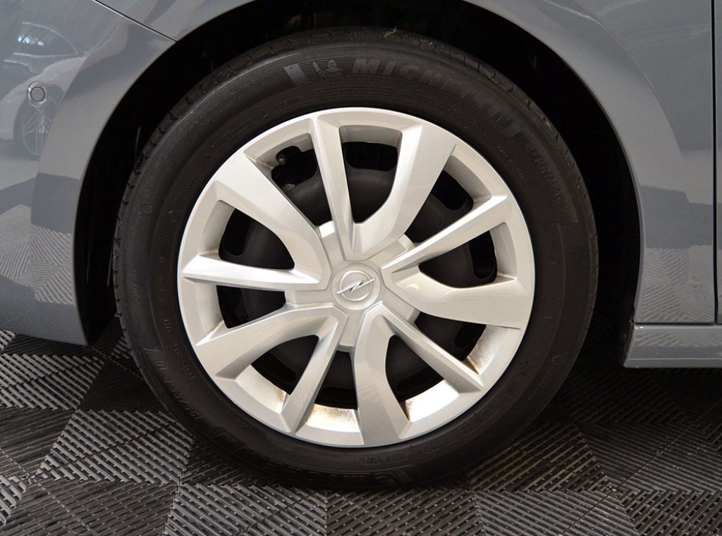 OPEL Corsa 1.2 Edition Ok Neopatentati UnicoProprietario ** - 25