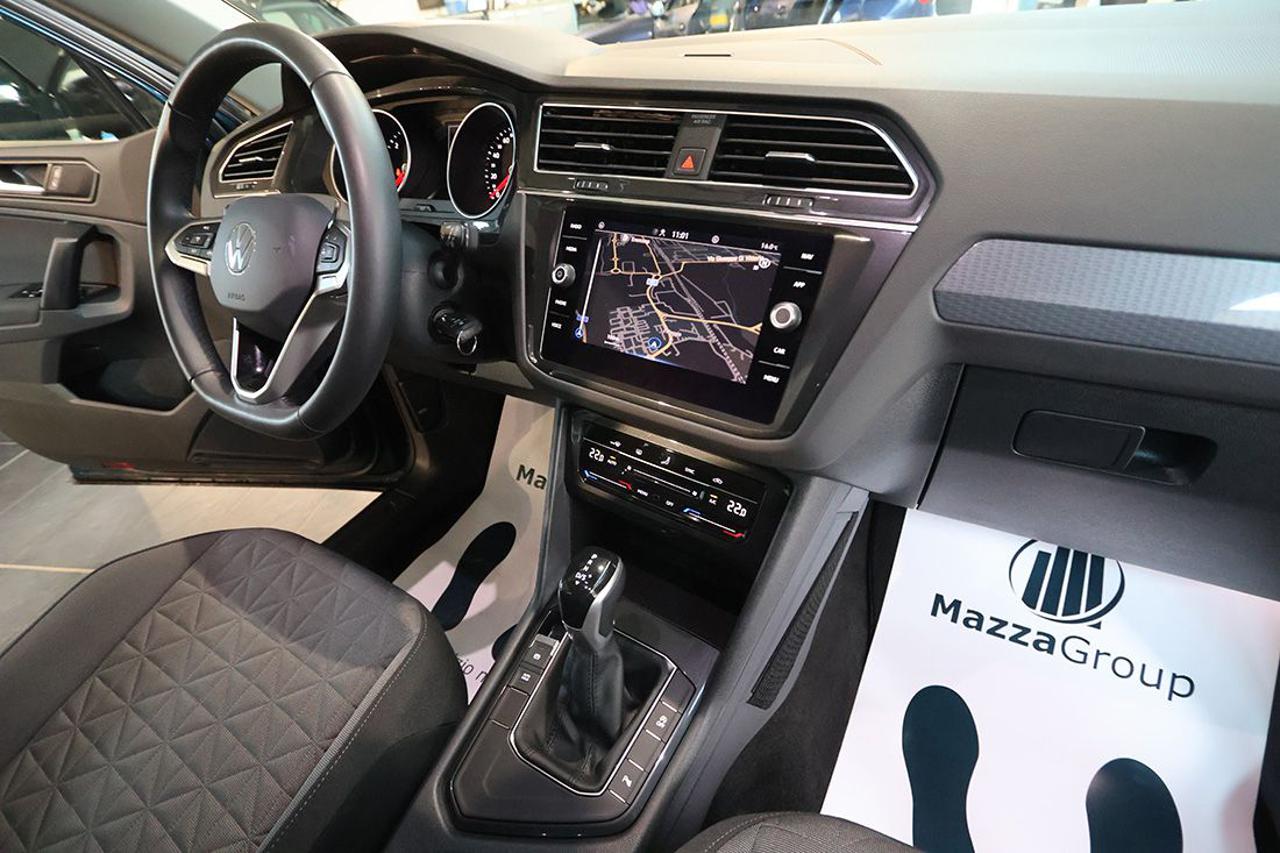 VOLKSWAGEN Tiguan 2.0 TDI 150cv SCR DSG Life - 29