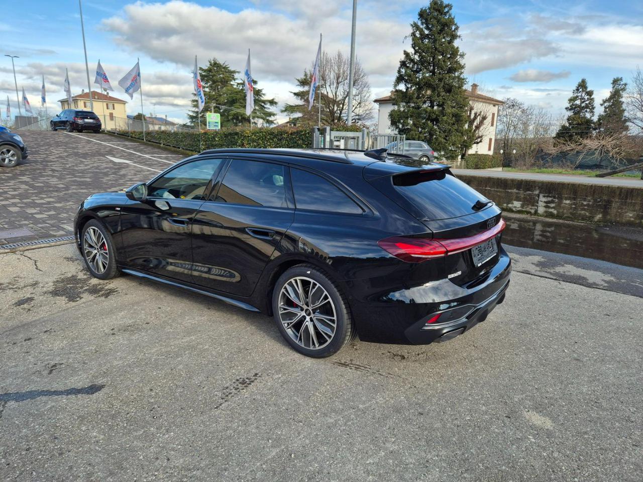 AUDI A5 Avant TFSI 150 kW S tronic S Line edition - 8