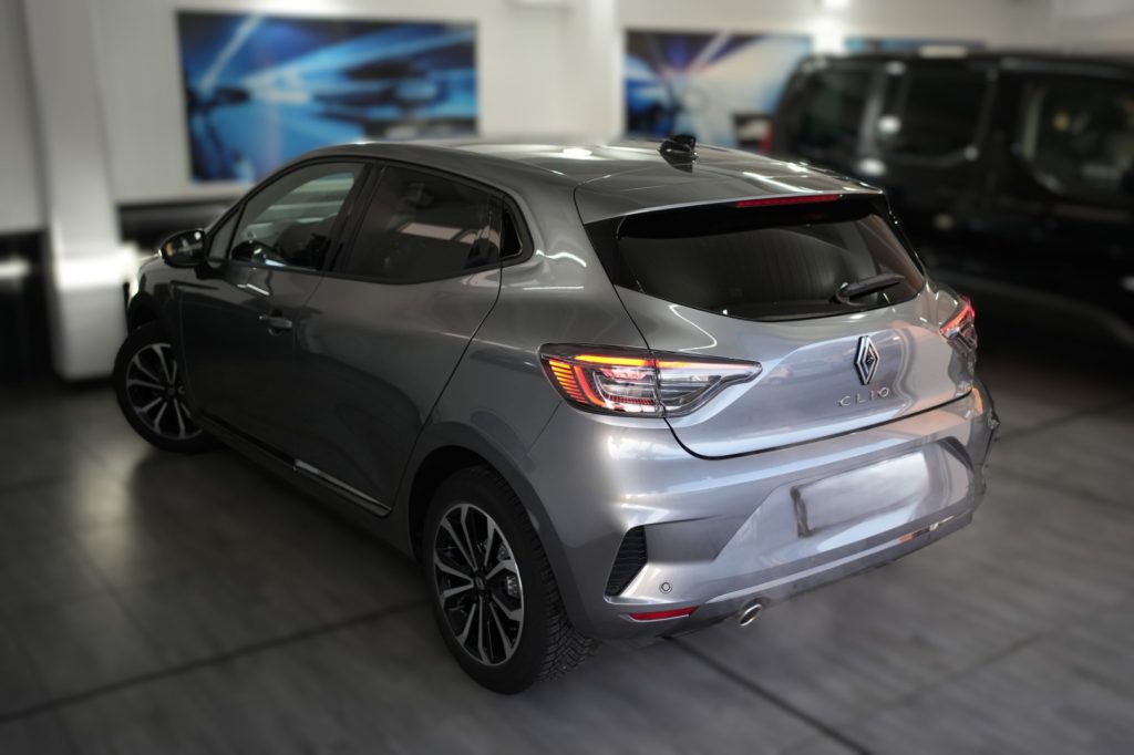 RENAULT Clio TCe 90 CV 5 porte Techno - 3