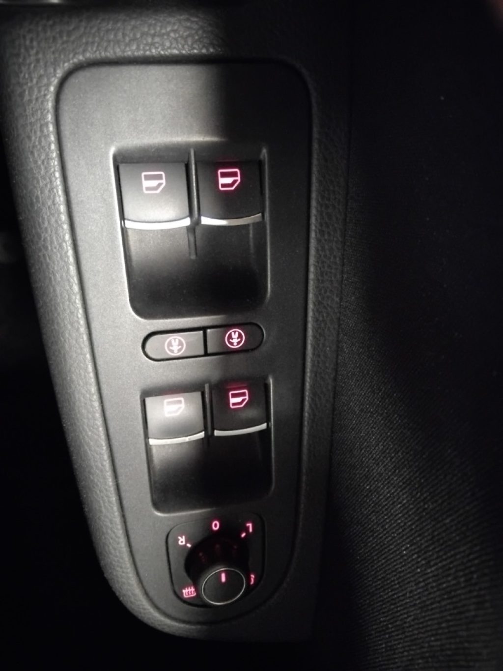 SEAT Alhambra 2.0 TDI 150 CV DSG Xcellence 7 posti - 24