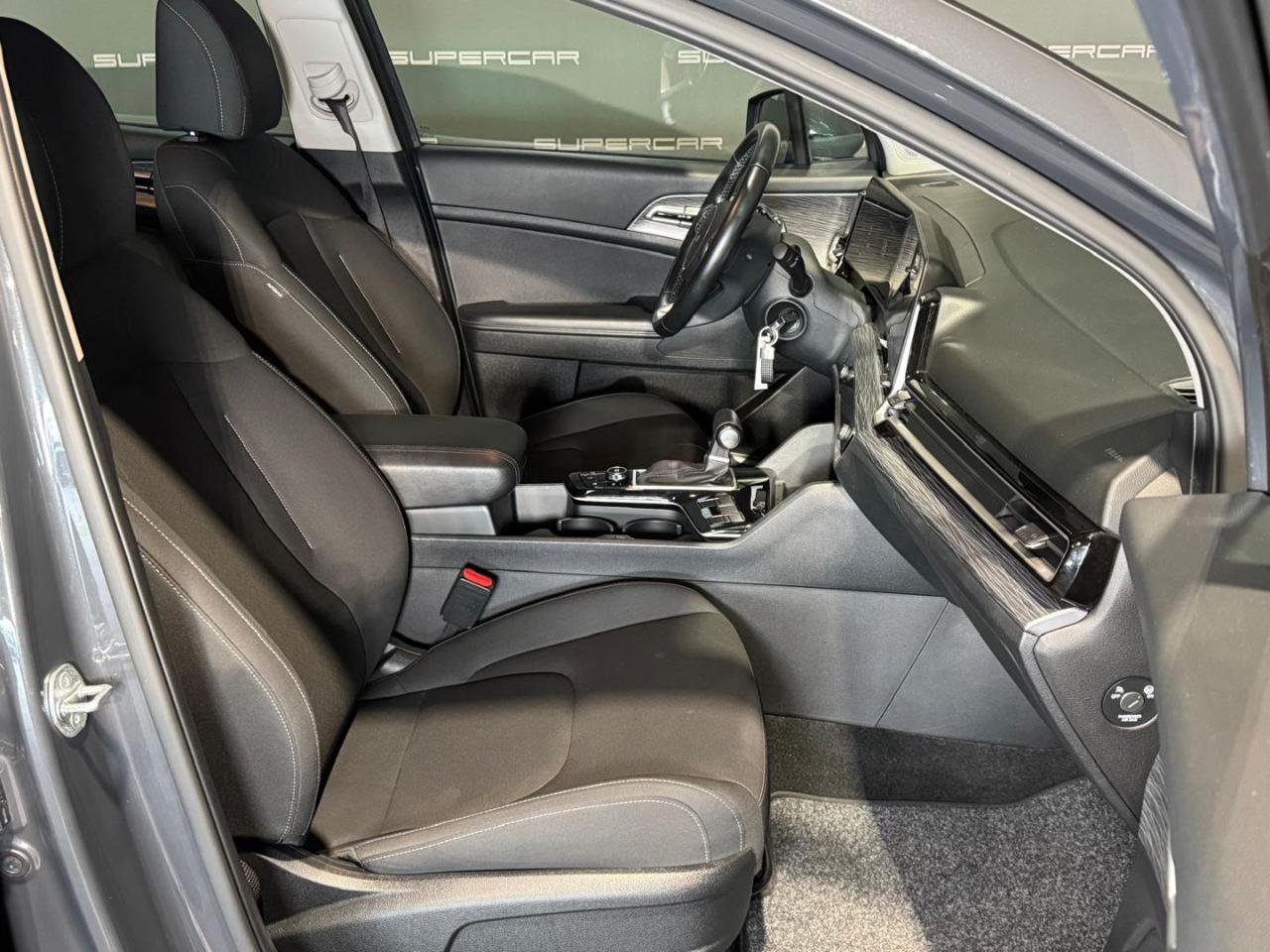 KIA Sportage 1.6 CRDi MHEV DCT Business - 12