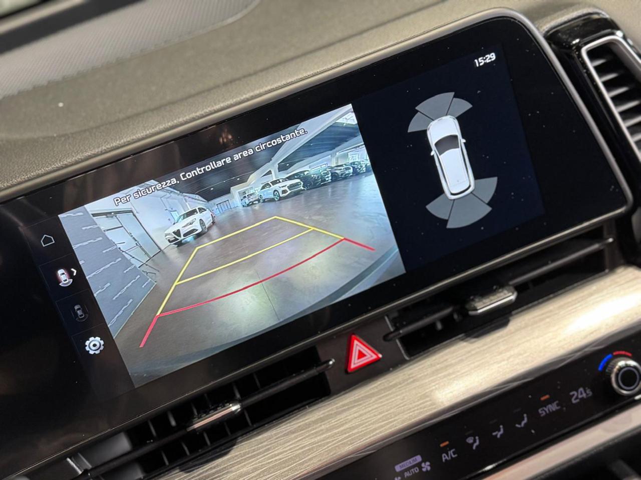 KIA Sportage 1.6 CRDi MHEV DCT Business - 14