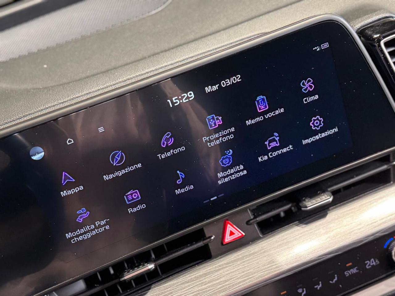 KIA Sportage 1.6 CRDi MHEV DCT Business - 15