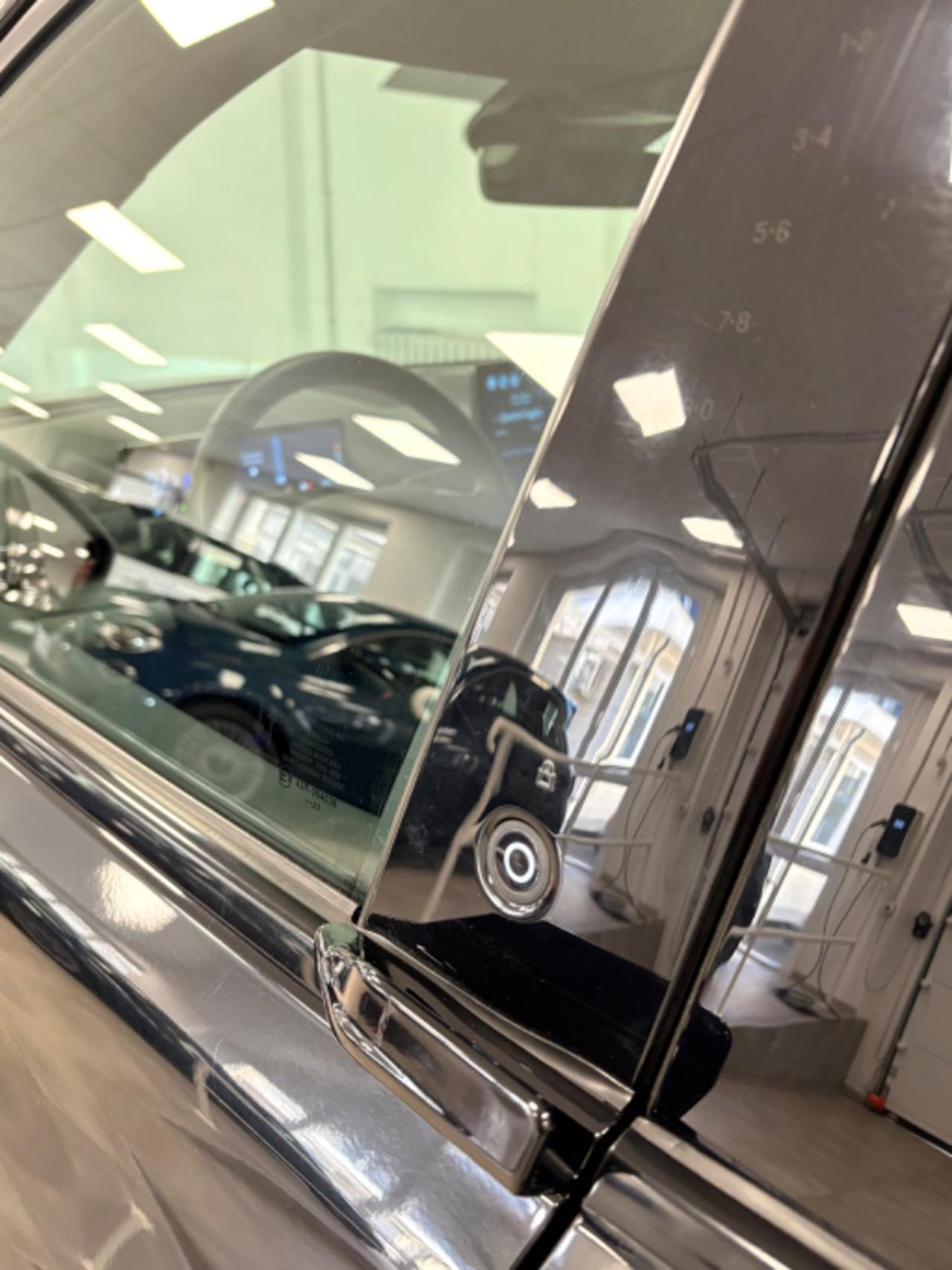 FORD Mustang Mach-E Extended Range 294 CV - 21