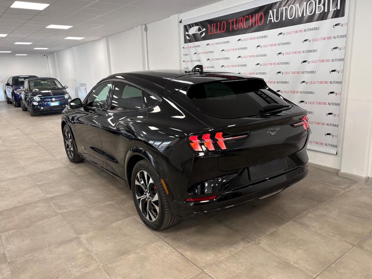 FORD Mustang Mach-E Extended Range 294 CV - 4