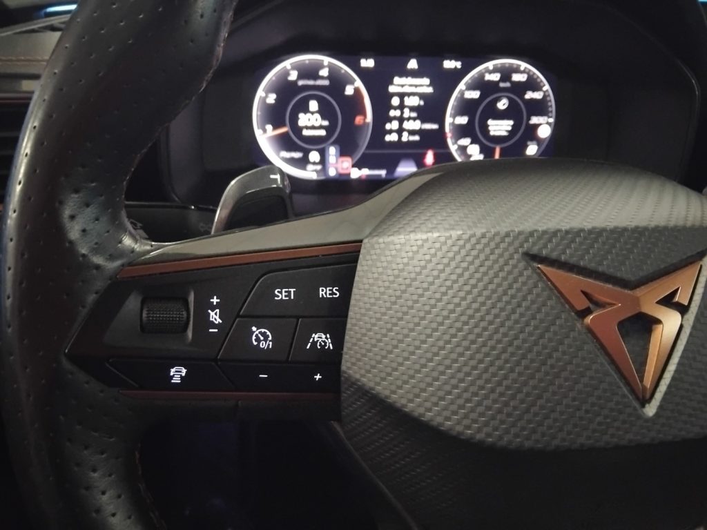 CUPRA Formentor 2.0 TDI 4Drive DSG 19 VIDEO - 16