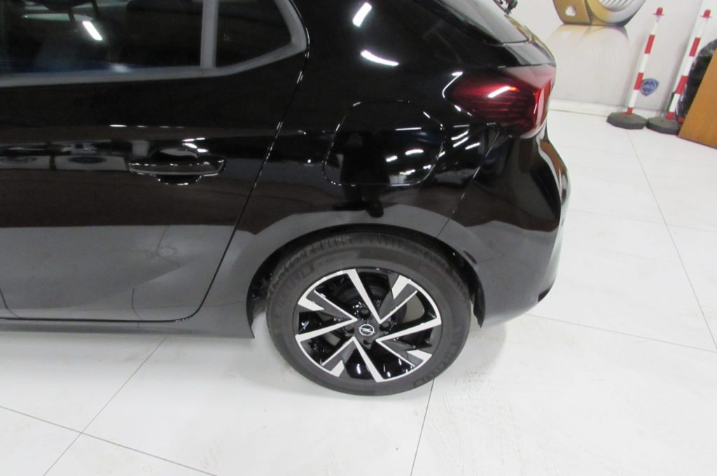 OPEL Corsa 1.2 100 CV GS KM ZERO - 4