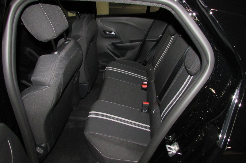 OPEL Corsa 1.2 100 CV GS KM ZERO - 11