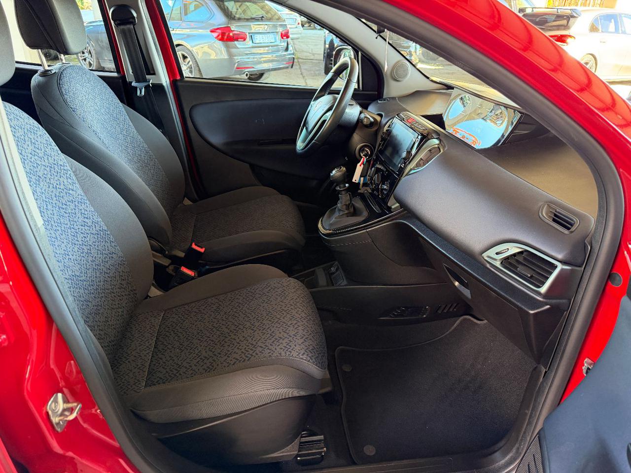 LANCIA Ypsilon 1.0 FireFly 5 porte S&S Hybrid Gold - 12