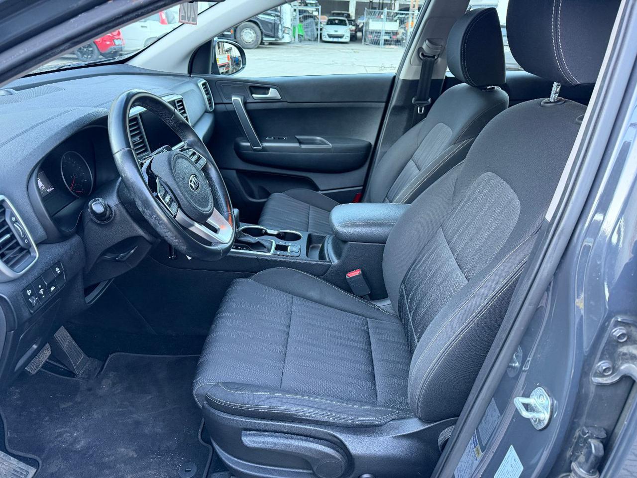 KIA Sportage 1.6 CRDI 136 CV DCT7 2WD Mild Hybrid Business Clas - 10