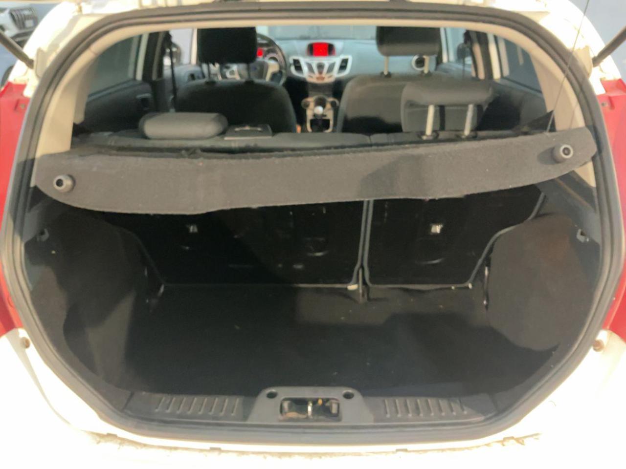 FORD Fiesta 1.4 TDCi 70CV 5 porte Titanium - 18