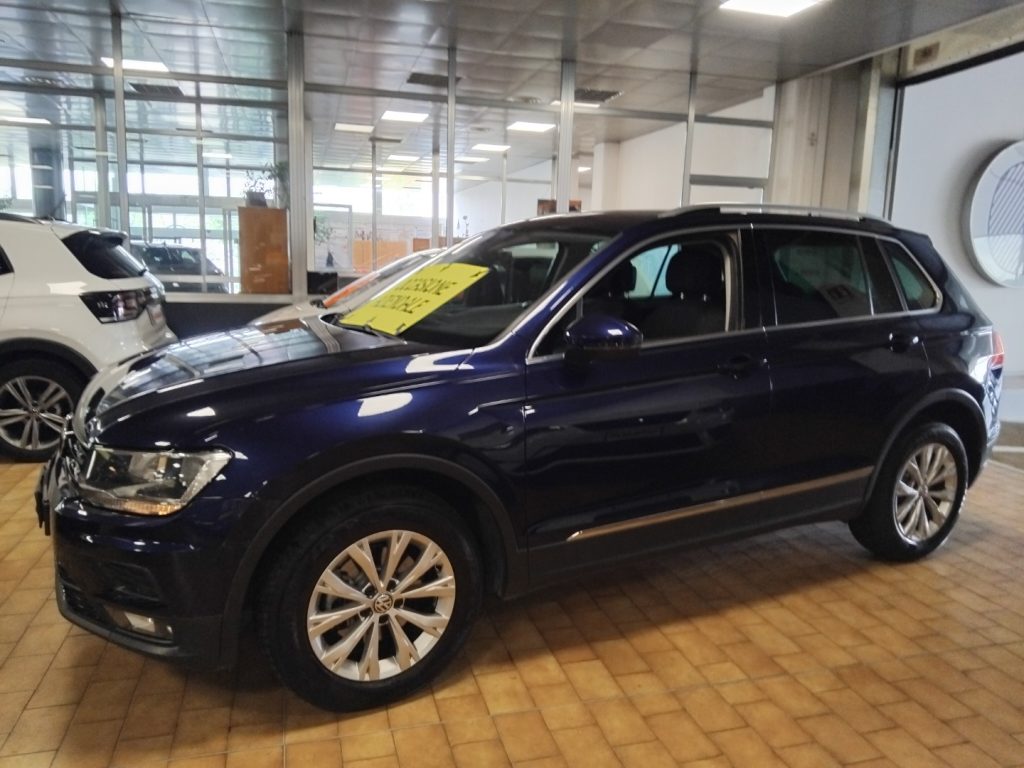 VOLKSWAGEN Tiguan 2.0 TDI SCR DSG 4MOTION Business - 4