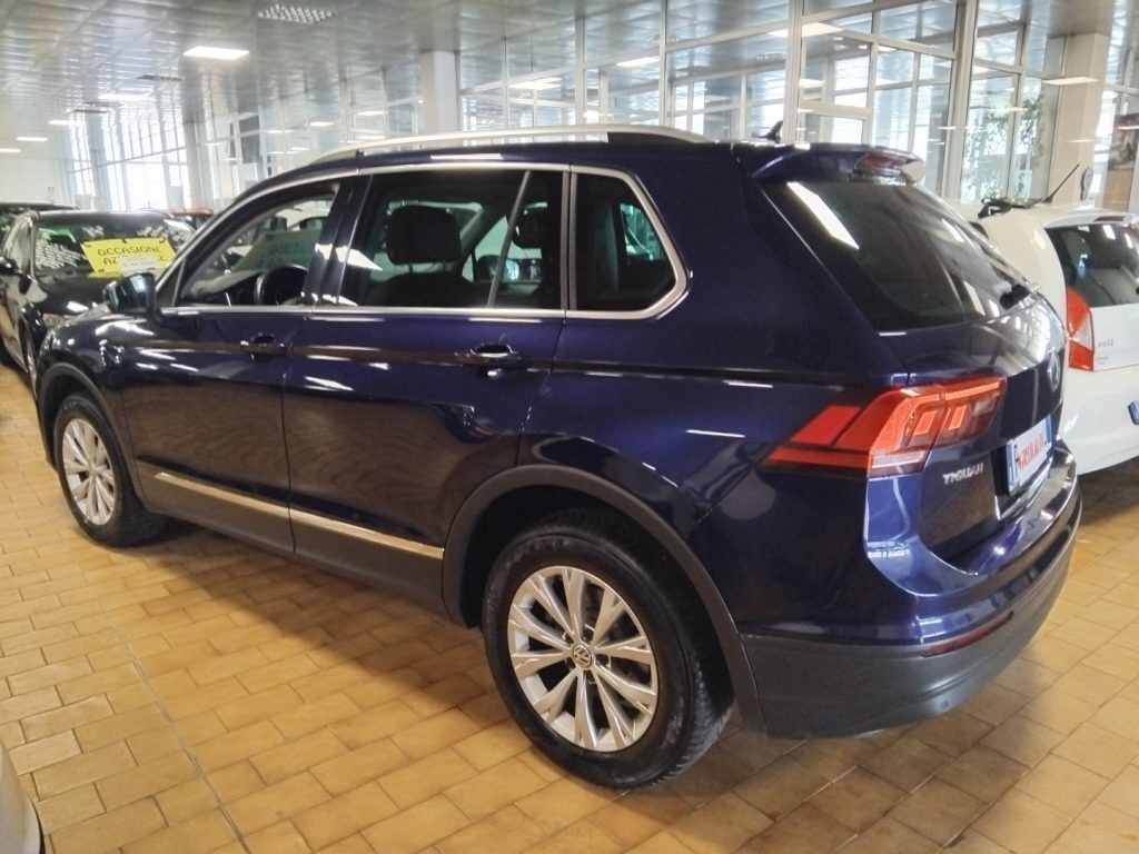 VOLKSWAGEN Tiguan 2.0 TDI SCR DSG 4MOTION Business - 5