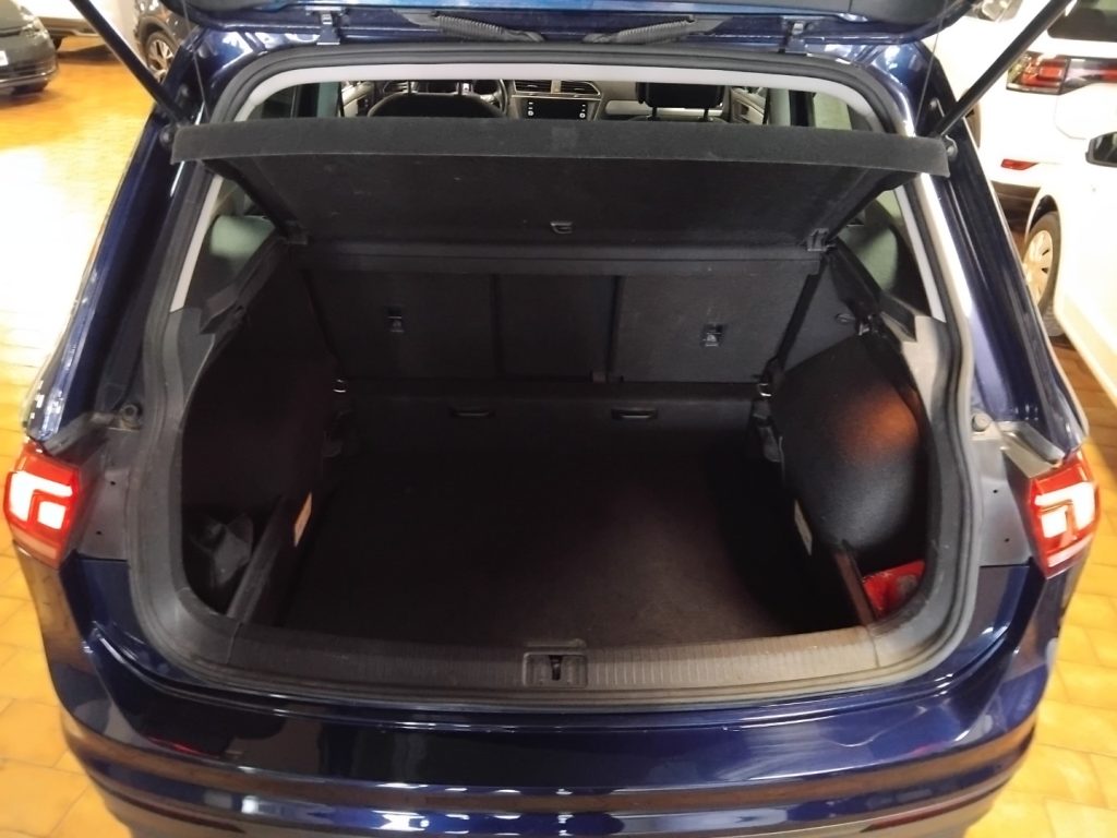 VOLKSWAGEN Tiguan 2.0 TDI SCR DSG 4MOTION Business - 10