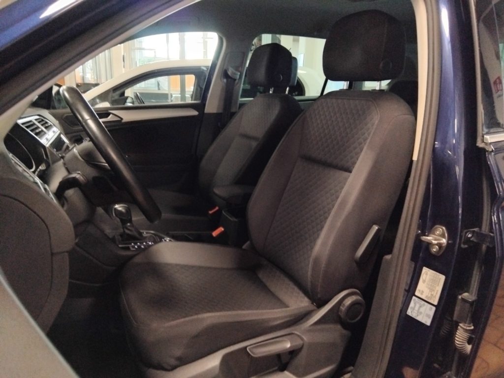 VOLKSWAGEN Tiguan 2.0 TDI SCR DSG 4MOTION Business - 16