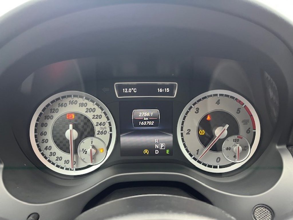 MERCEDES-BENZ A 160 d Premium - 13