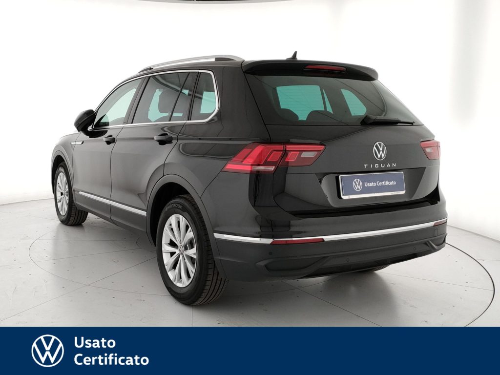 VOLKSWAGEN Tiguan 2.0 tdi life 150cv dsg - 5