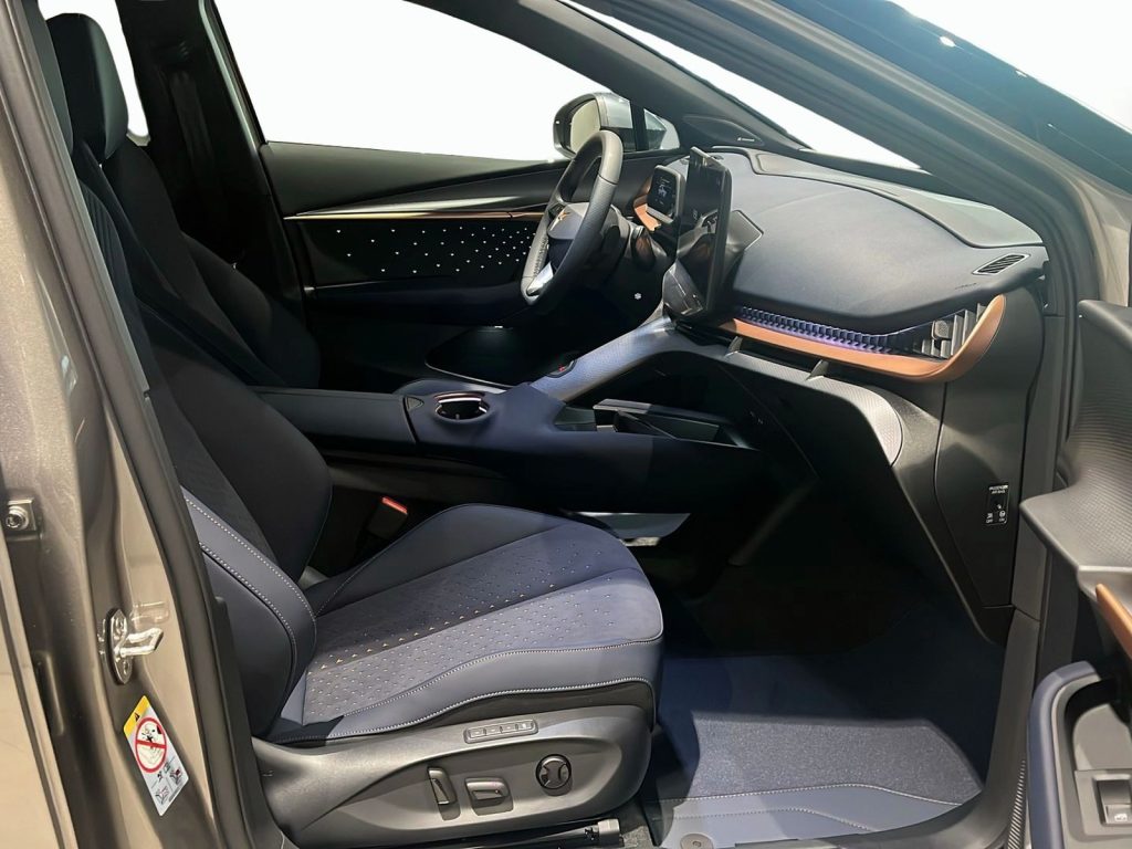 CUPRA Tavascan 77kwh endurance immersive rwd - 6