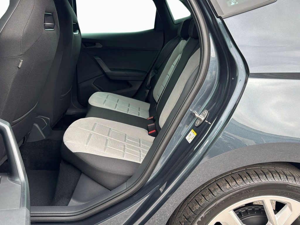 SEAT Ibiza 1.0 ecotsi fr 95cv - 10