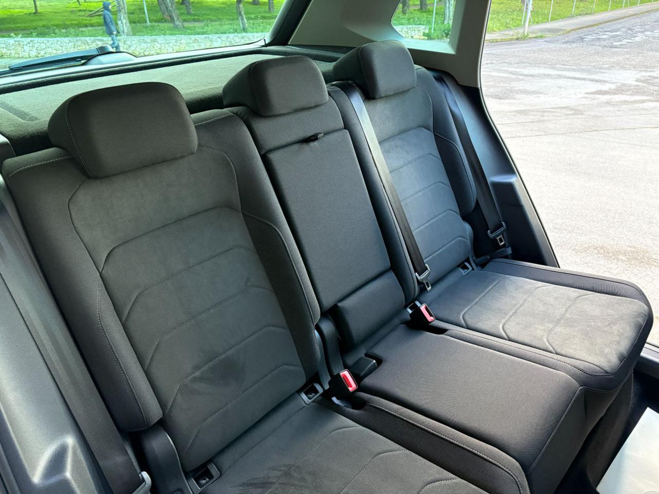 VOLKSWAGEN Tiguan 2.0 TDI 150 CV SCR DSG Elegance VIRTUAL - 23