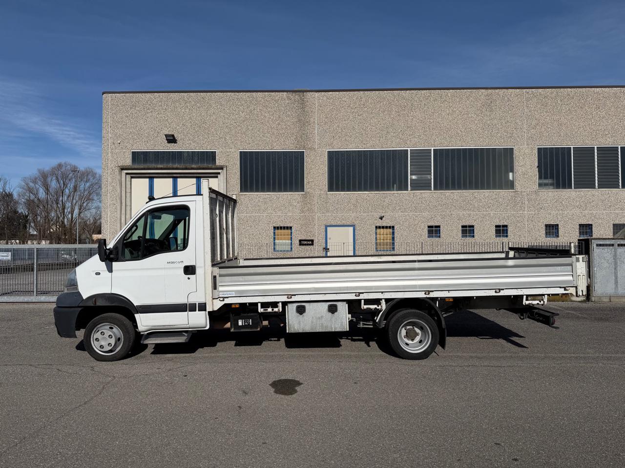 RENAULT Mascott 130.35 3.0 DXi PC Cabinato - CASSONE FISSO 5 METRI - 2