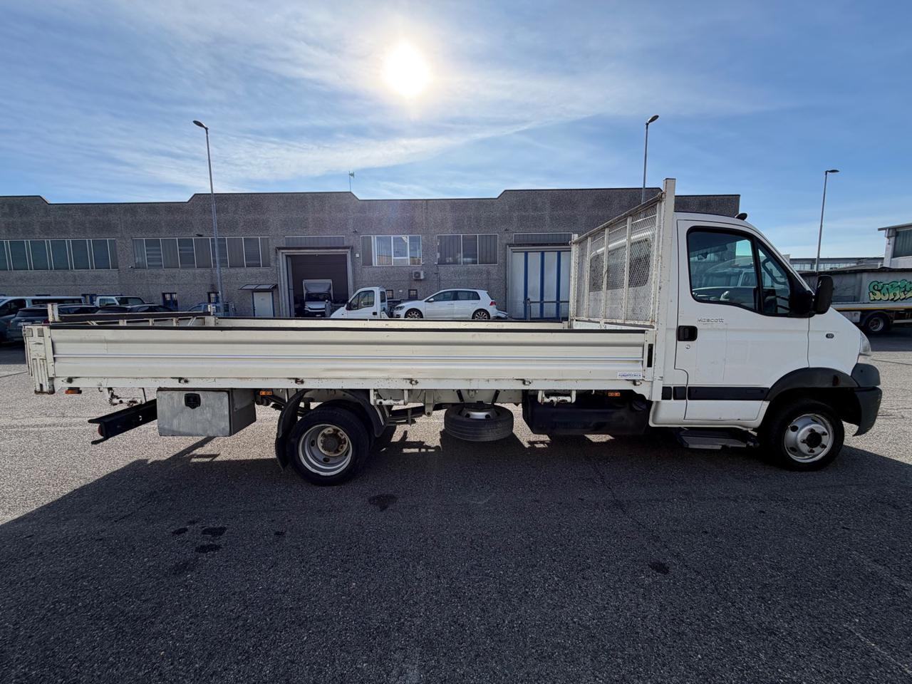 RENAULT Mascott 130.35 3.0 DXi PC Cabinato - CASSONE FISSO 5 METRI - 6