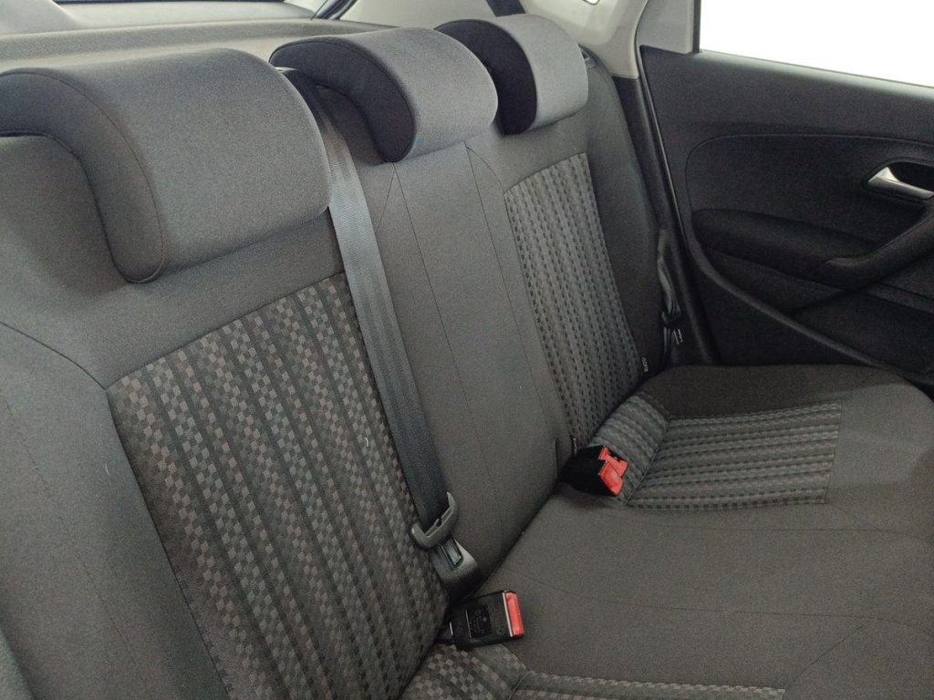 VOLKSWAGEN Polo 1.0 MPI 5p. Trendline - 11