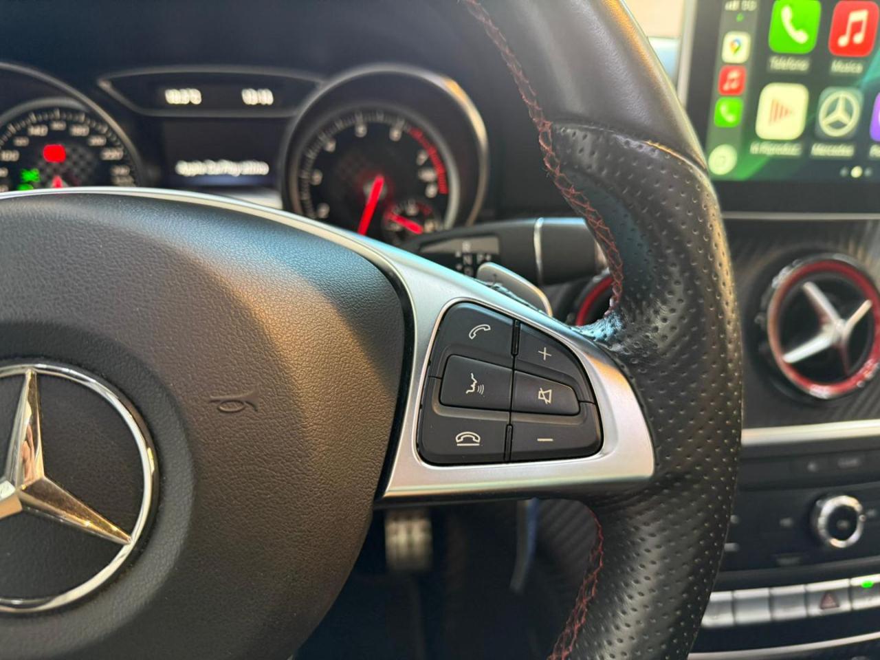 MERCEDES-BENZ A 250 4Matic Automatic Premium - 15