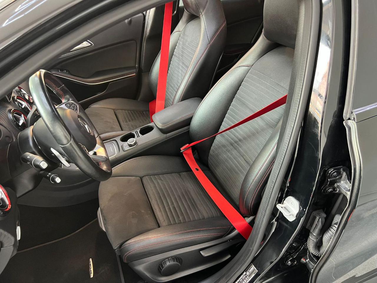 MERCEDES-BENZ A 250 4Matic Automatic Premium - 34