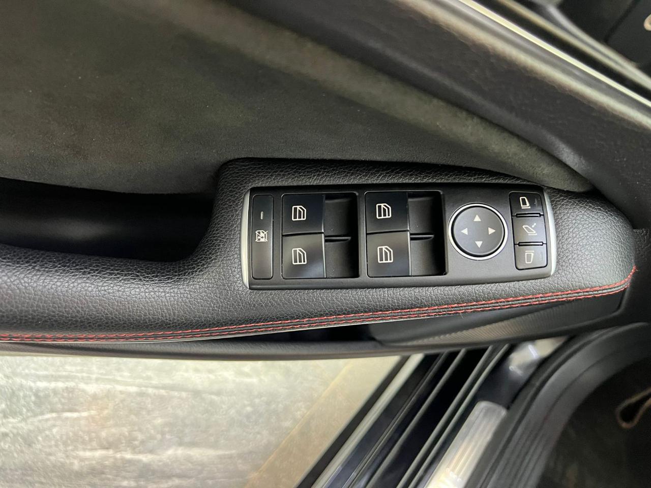 MERCEDES-BENZ A 250 4Matic Automatic Premium - 29