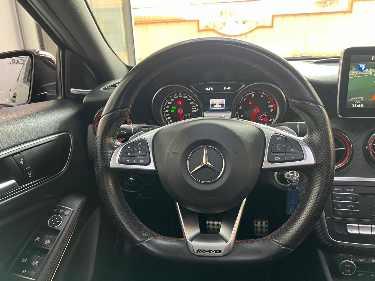 MERCEDES-BENZ A 250 4Matic Automatic Premium - 26
