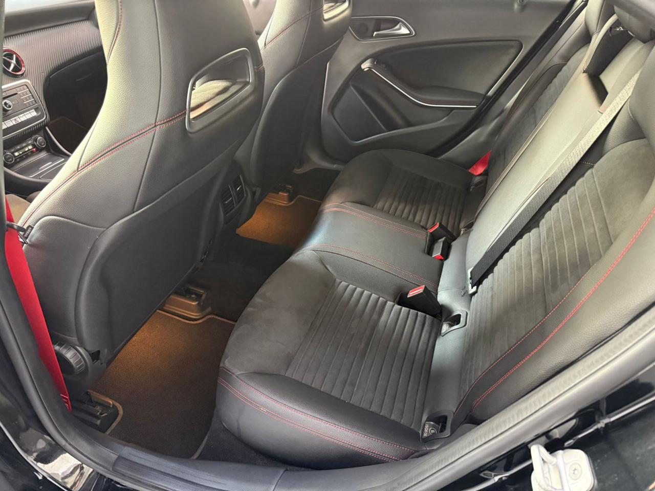 MERCEDES-BENZ A 250 4Matic Automatic Premium - 45