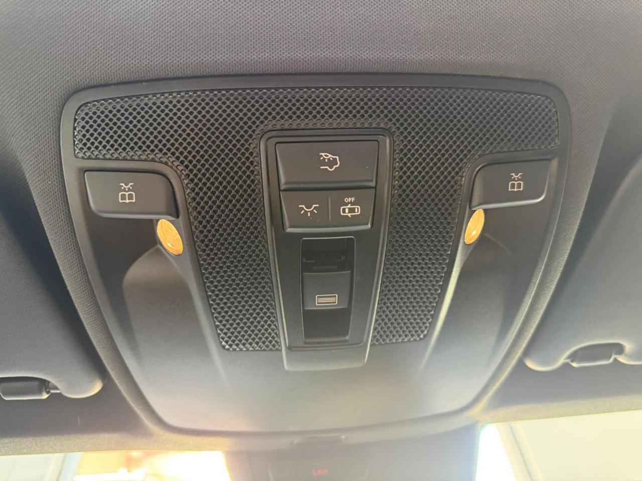 MERCEDES-BENZ A 250 4Matic Automatic Premium - 27