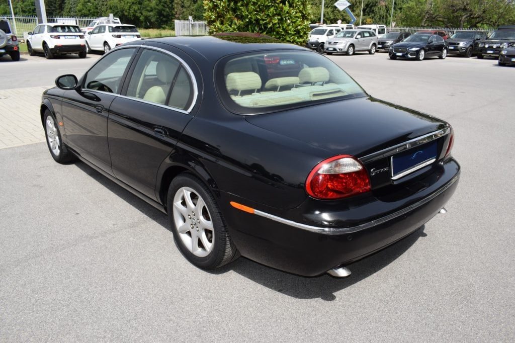 JAGUAR S-Type 2.7 diesel V6 Executive - 6